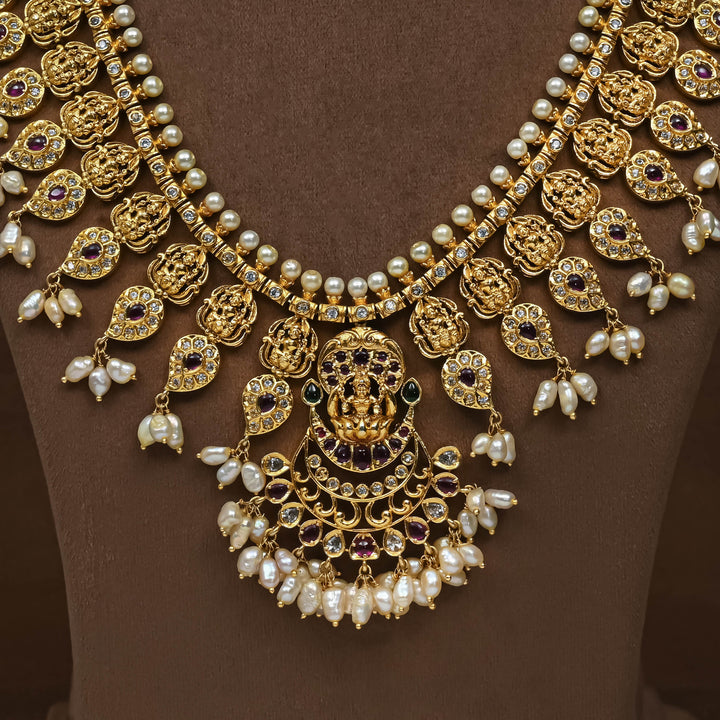 Guttapusal Necklace Set