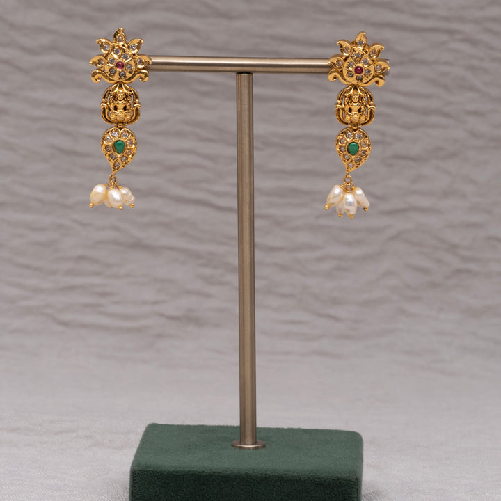 Guttapusal Necklace Set