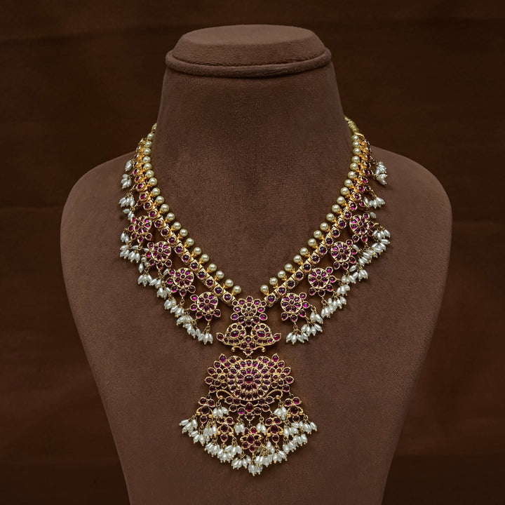 Guttapusal Necklace Set