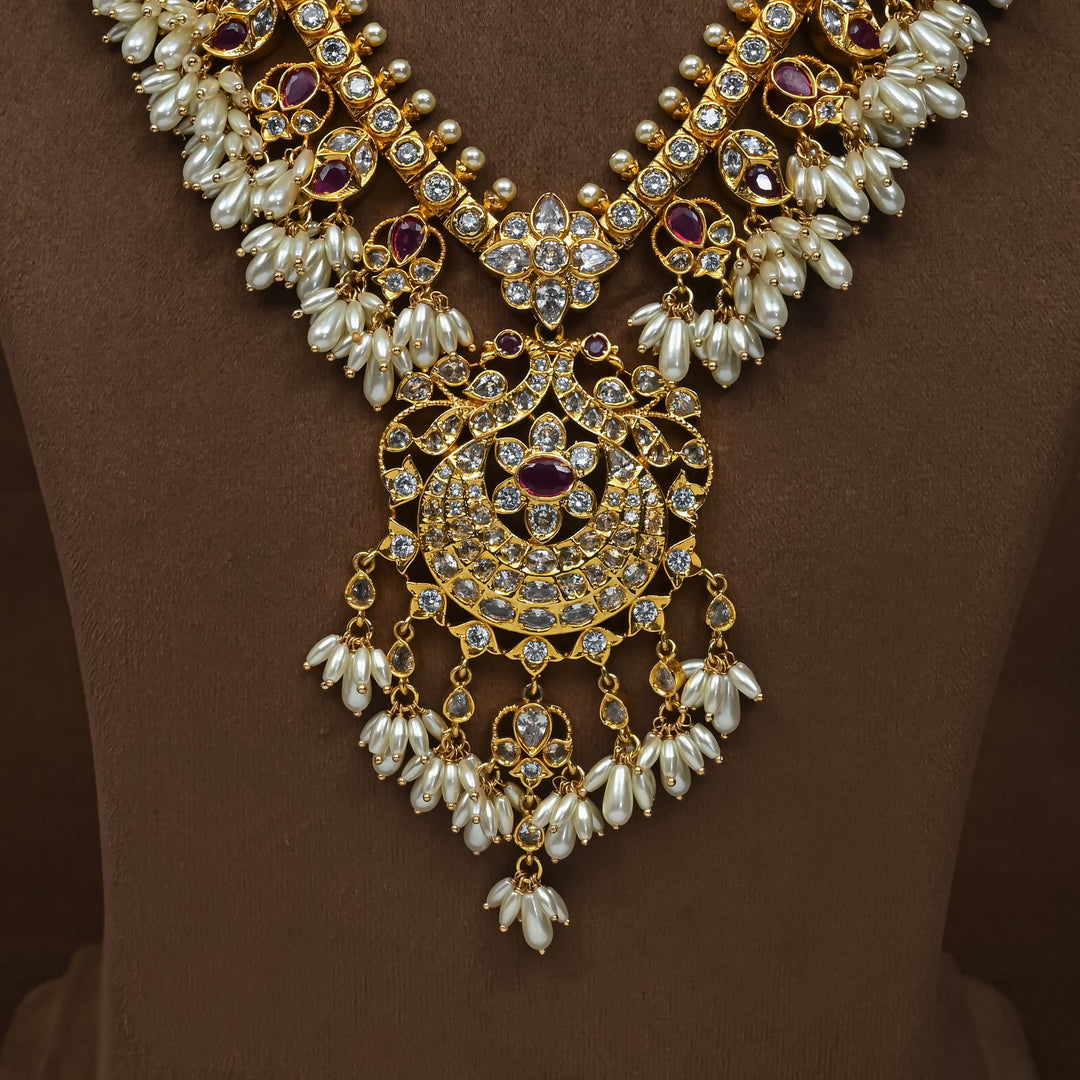 Guttapusal Necklace Set