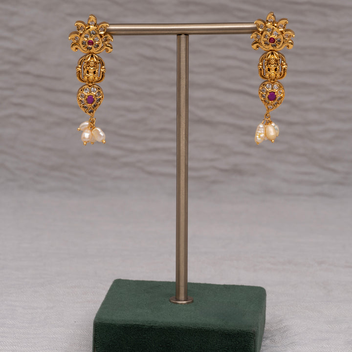 Guttapusal Necklace Set