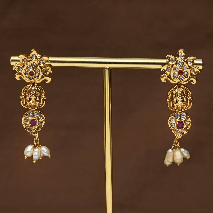Guttapusal Necklace Set