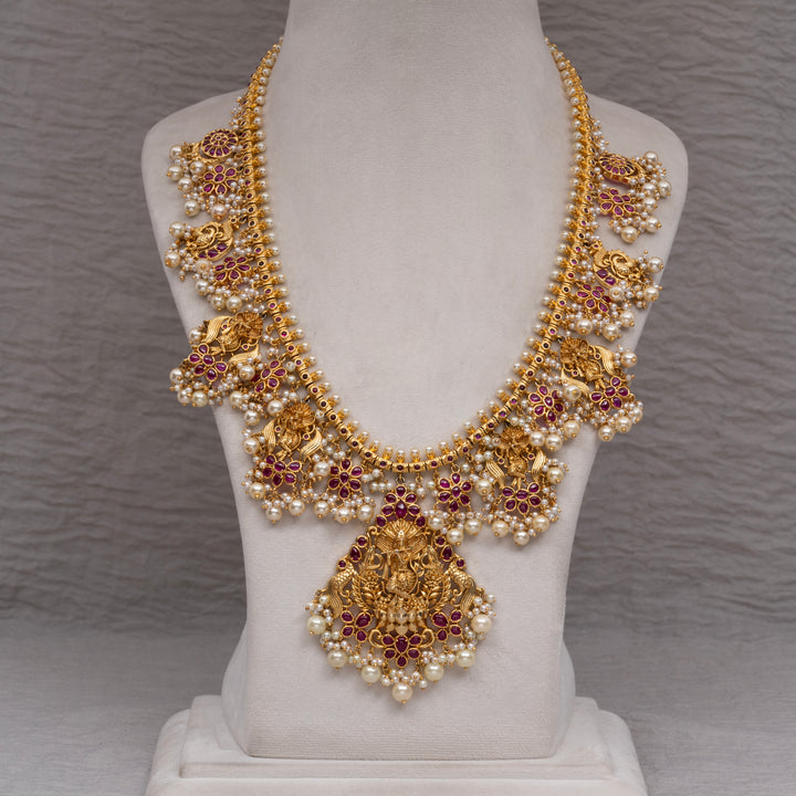 Royal Guttapusal Necklace Set