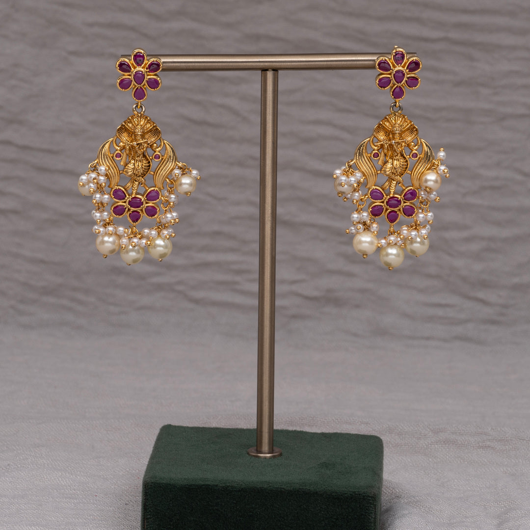 Royal Guttapusal Necklace Set