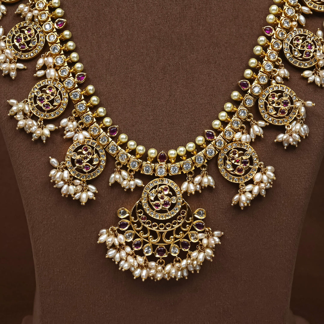 Guttapusal Necklace Set