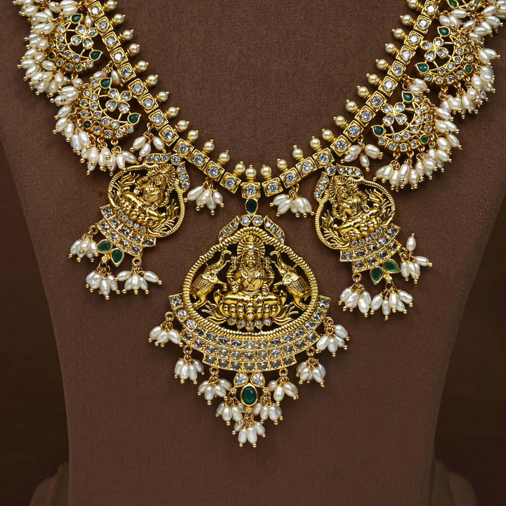 Royal Guttapusal Necklace Set