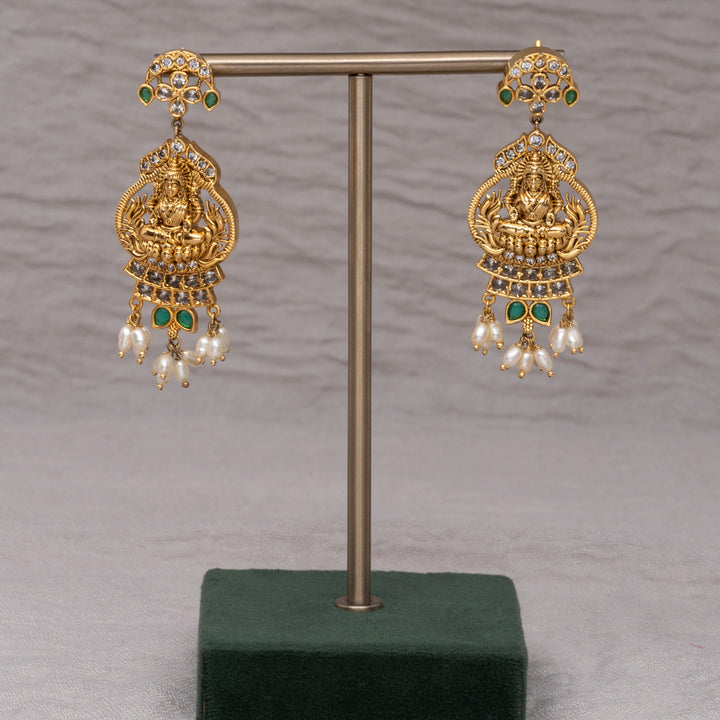 Royal Guttapusal Necklace Set
