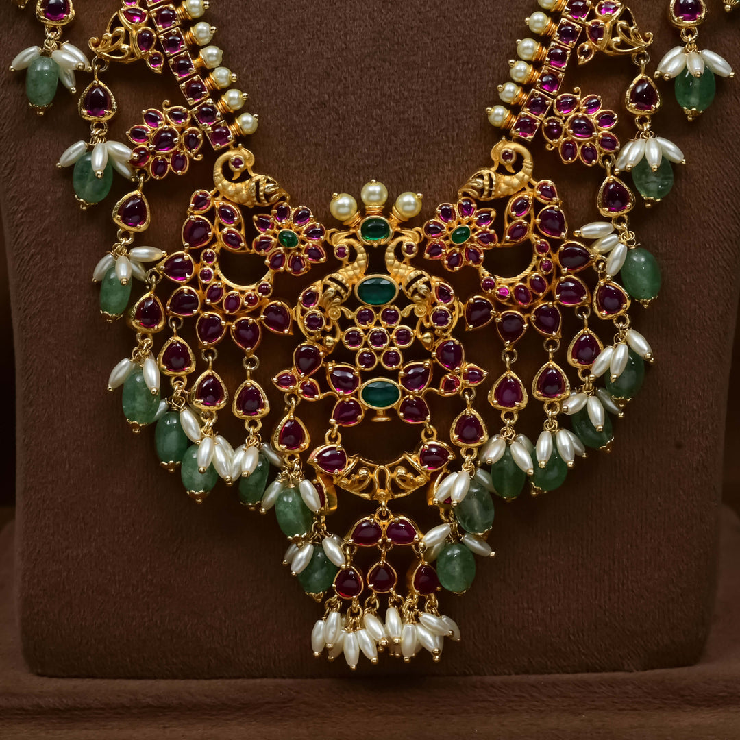 Guttapusal Necklace Set