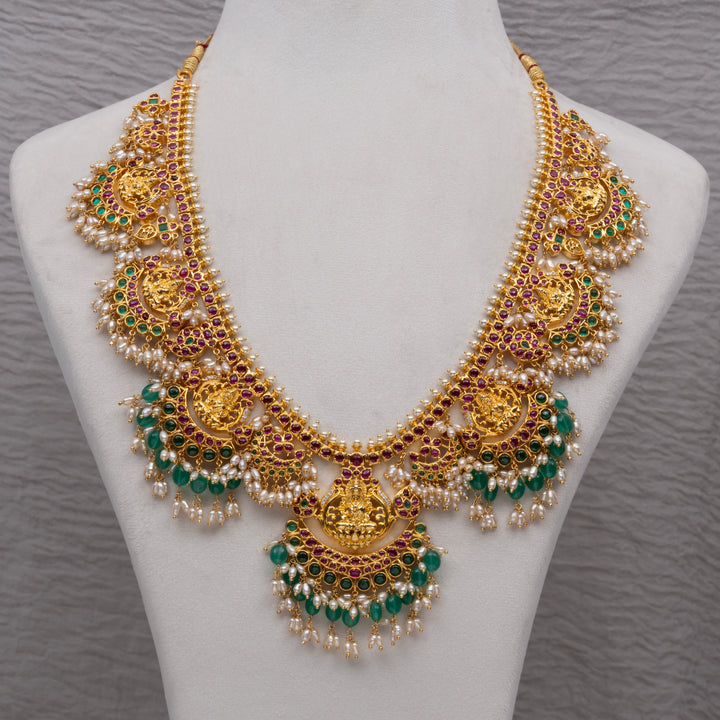 Royal Guttapusal Necklace Set