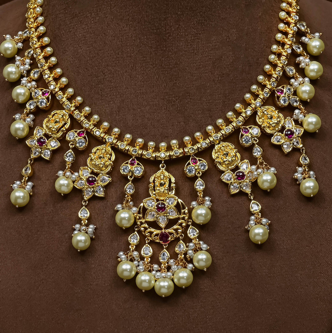 Guttapusal Necklace Set