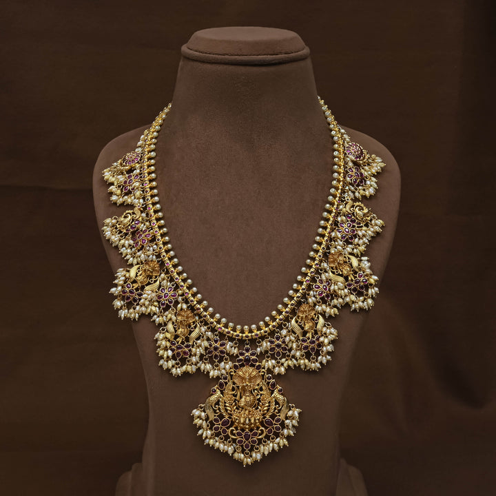 Royal Guttapusal Necklace Set