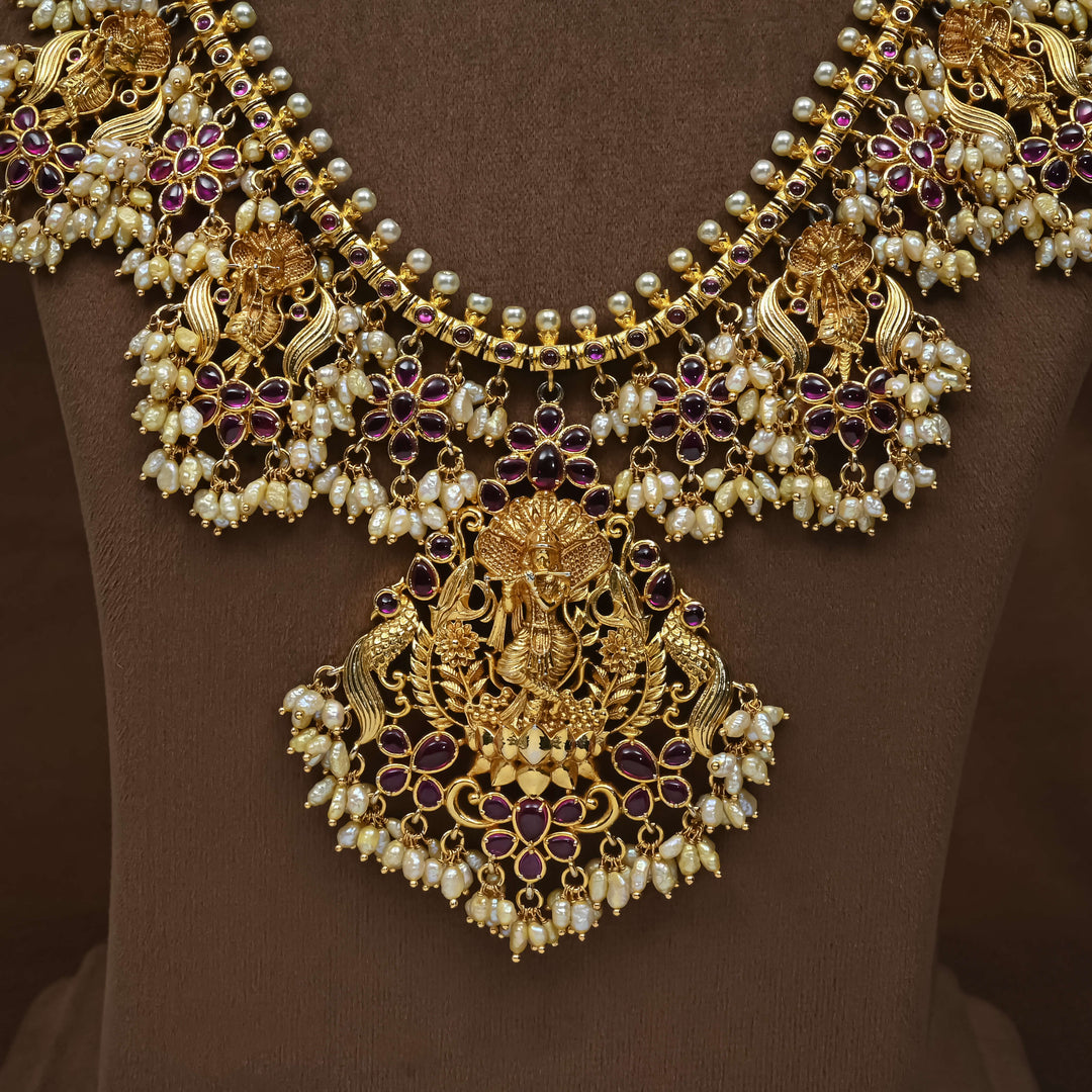 Royal Guttapusal Necklace Set