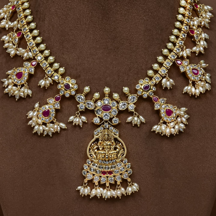 Royal Guttapusal Necklace Set