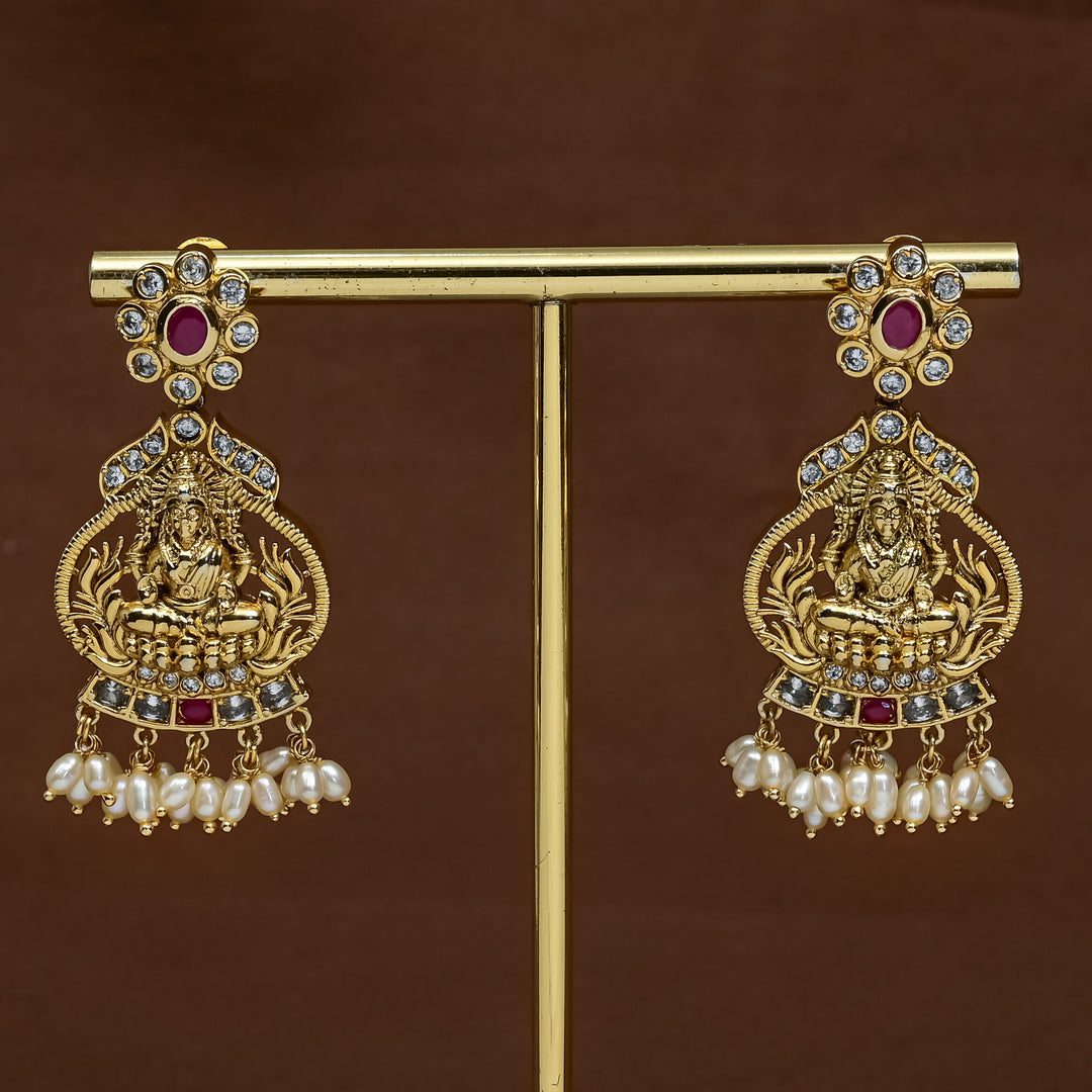Royal Guttapusal Necklace Set