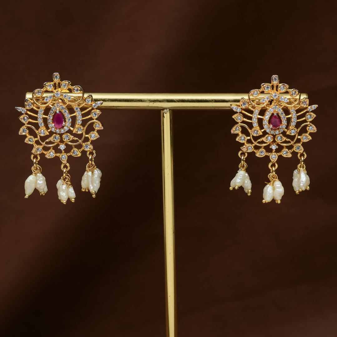 Guttapusal Necklace Set