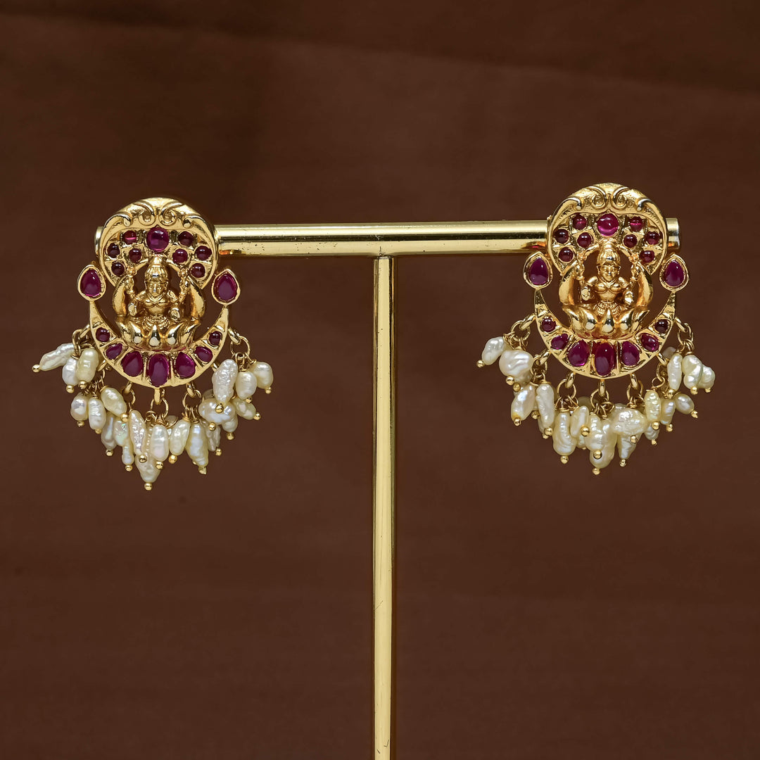 Royal Guttapusal Necklace Set