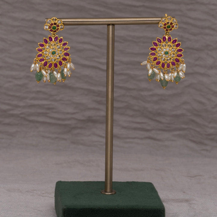 Guttapusal Necklace Set