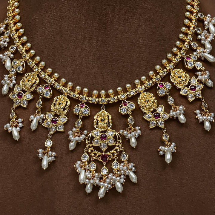 Guttapusal Necklace Set