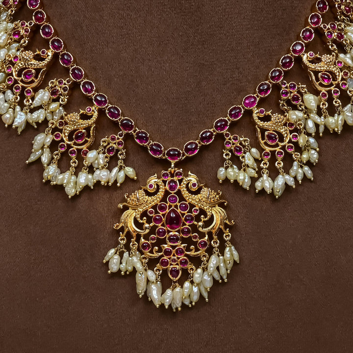 Guttapusal Nakshi Necklace Set