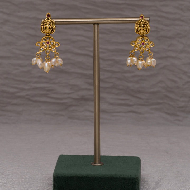 Guttapusal Necklace Set