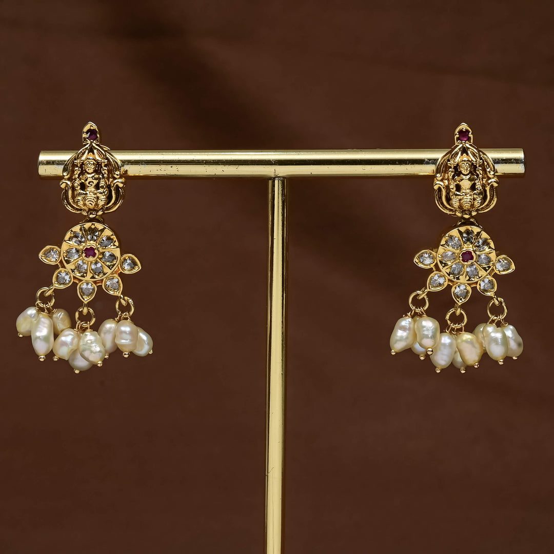 Guttapusal Necklace Set