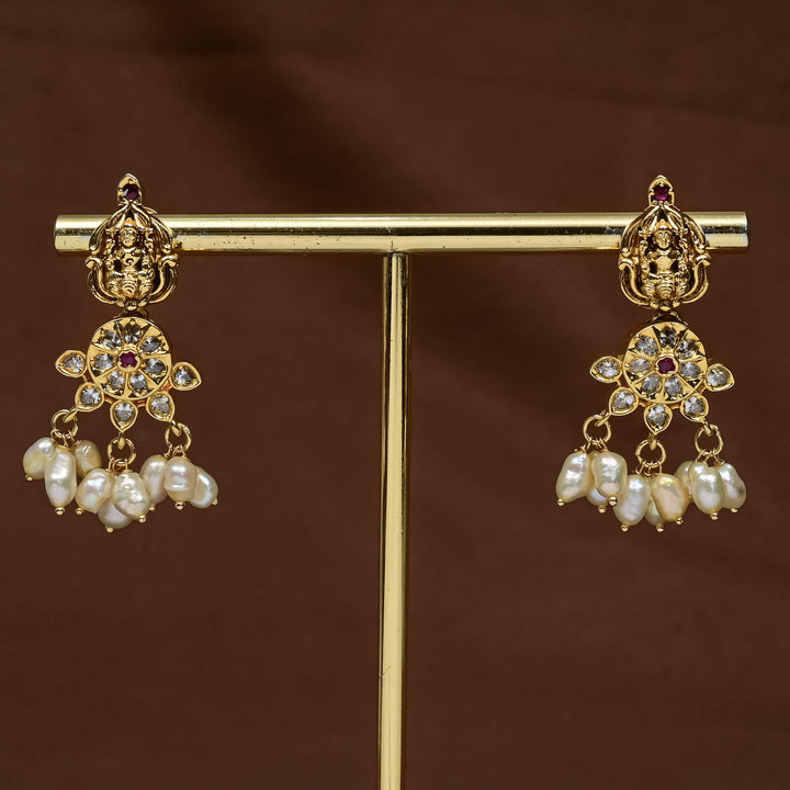 Guttapusal Necklace Set
