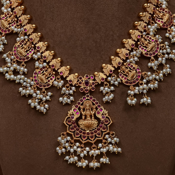 Guttapusal Necklace Set