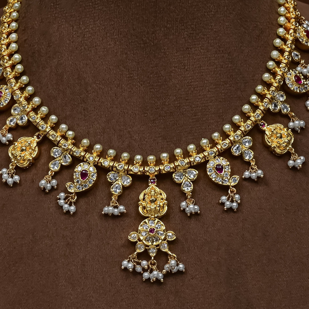 Guttapusal Necklace Set