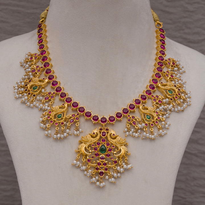 Guttapusal Nakshi Necklace Set