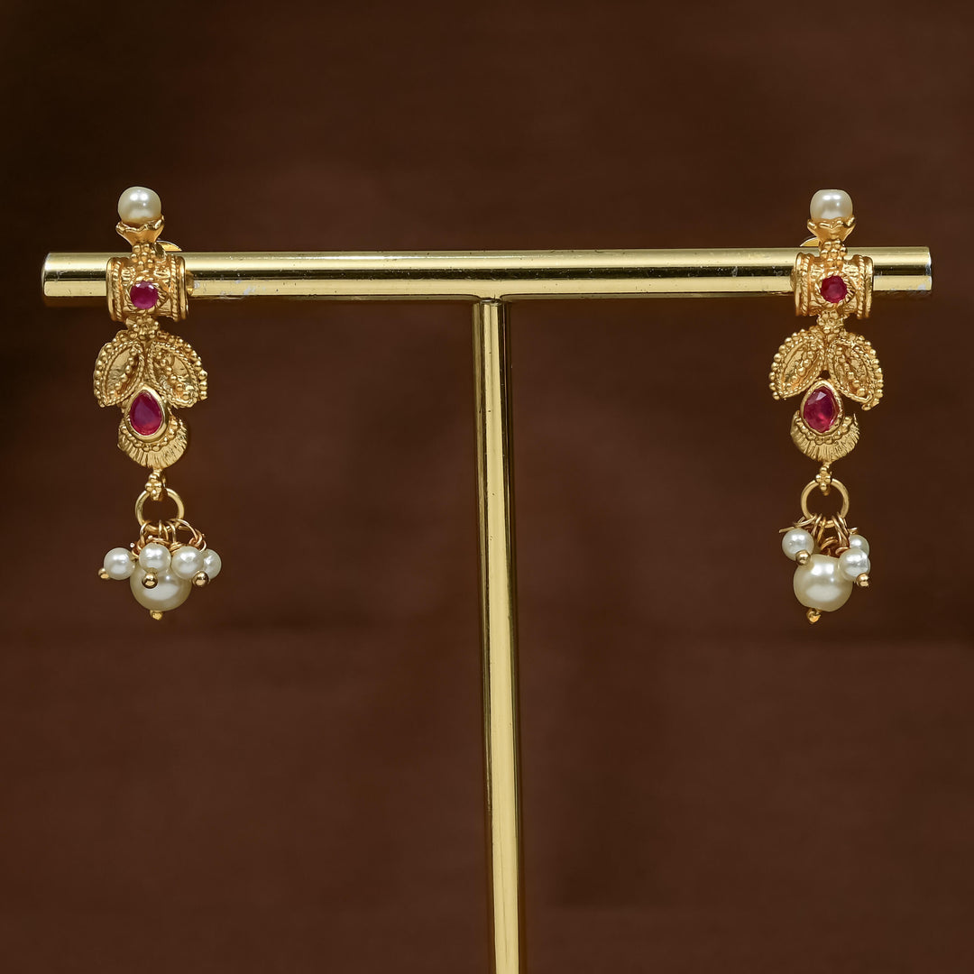 Guttapusal Necklace Set