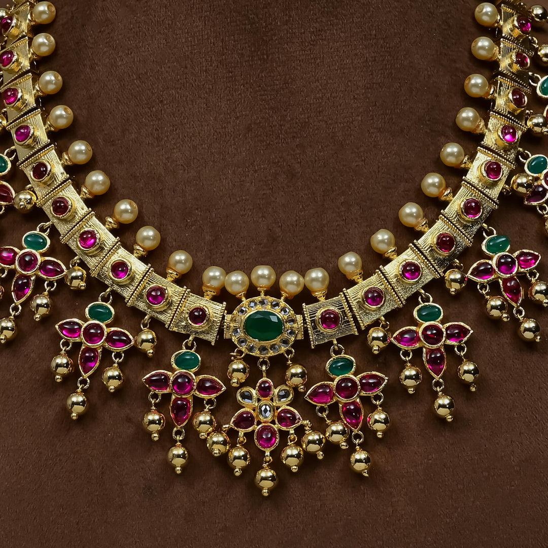 Luxury Guttapusal Necklace Set