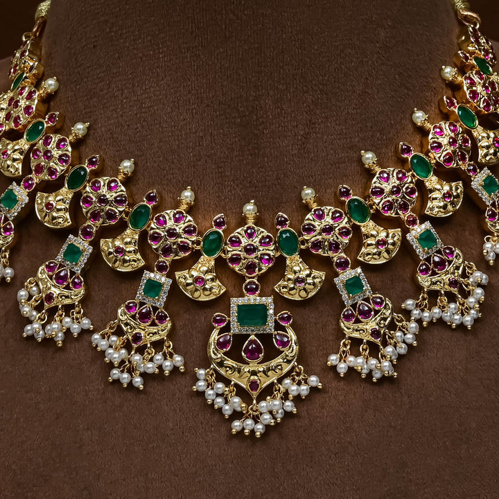 Guttapusal Necklace Set