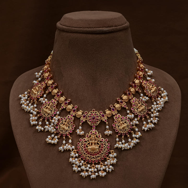 Royal Guttapusal Necklace Set