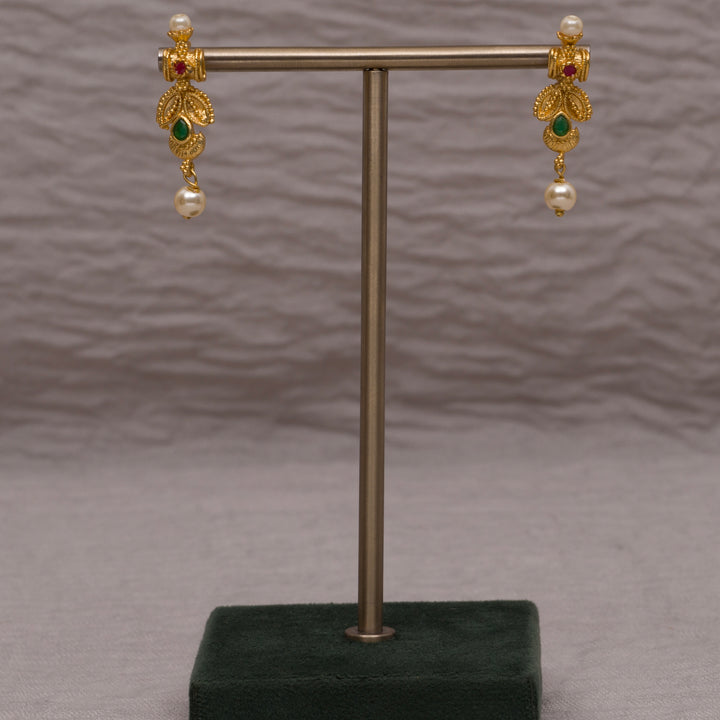 Guttapusal Necklace Set