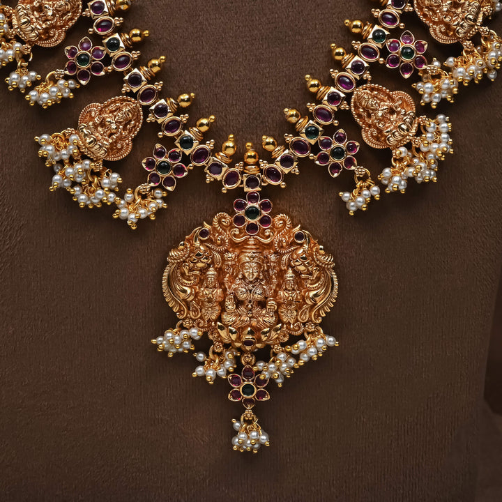Royal Guttapusal Necklace Set