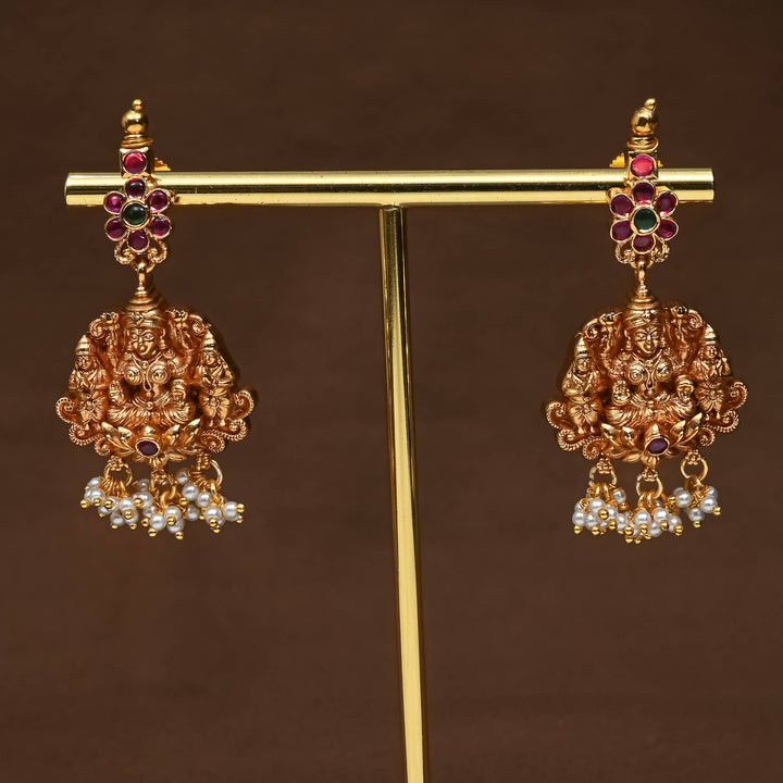 Royal Guttapusal Necklace Set