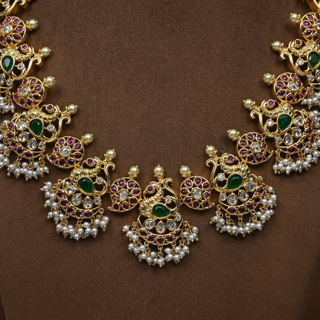 Guttapusal Nakshi Necklace Set