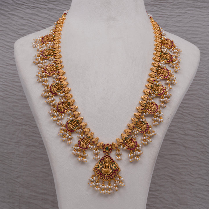 Royal Guttapusal Necklace Set