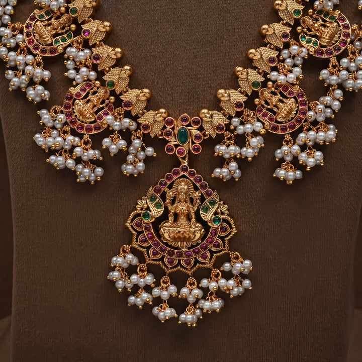 Royal Guttapusal Necklace Set