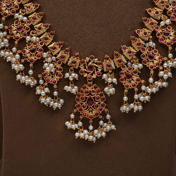 Royal Guttapusal Necklace Set
