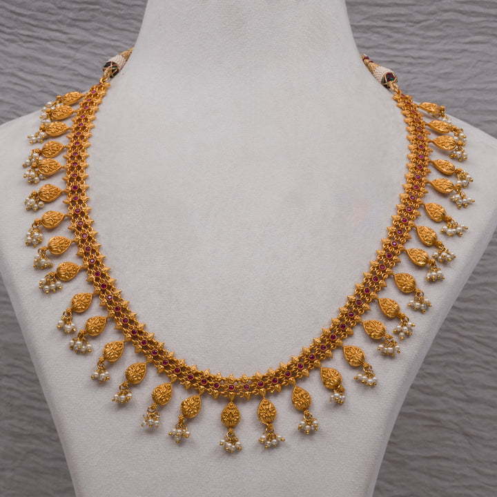 Guttapusal Necklace Set
