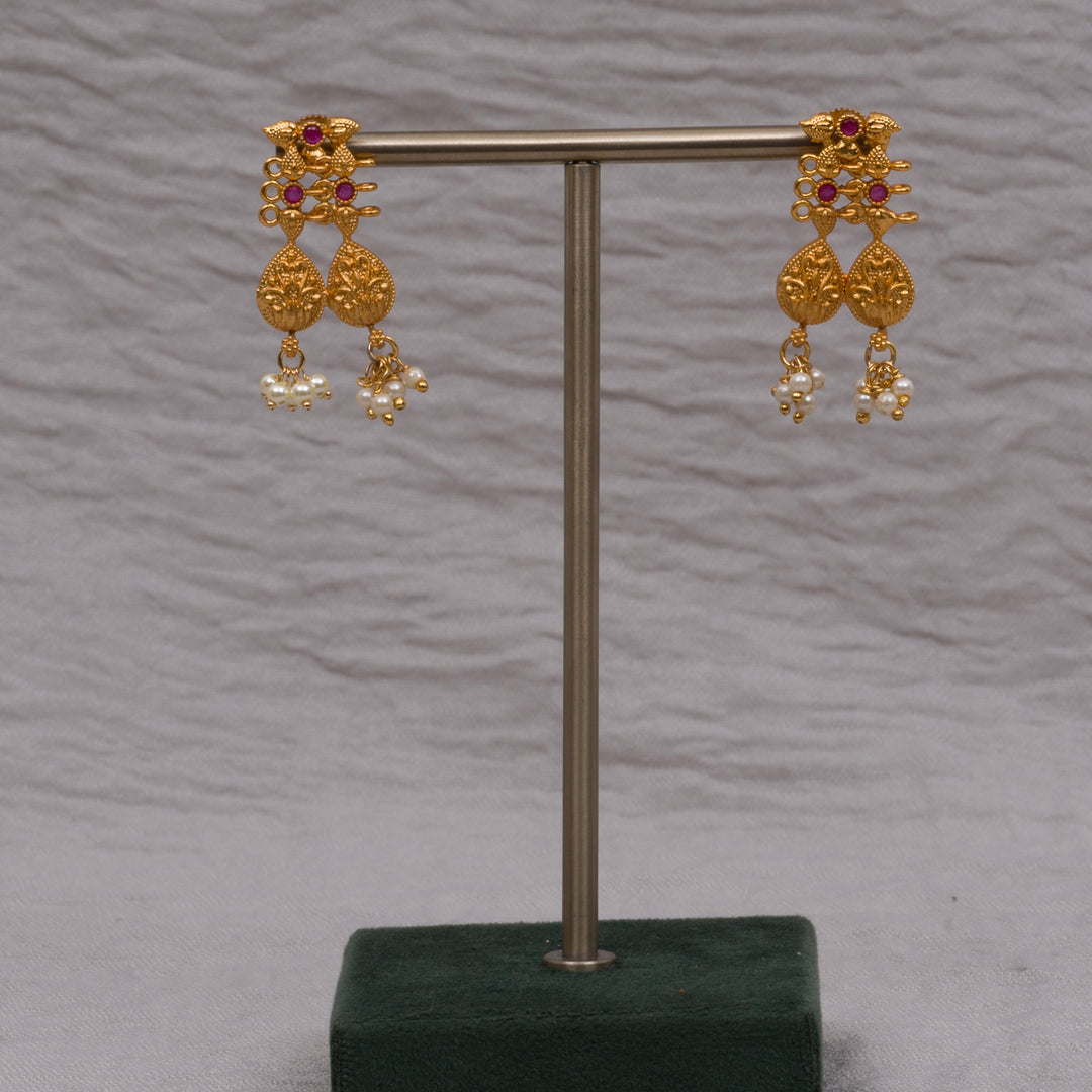 Guttapusal Necklace Set
