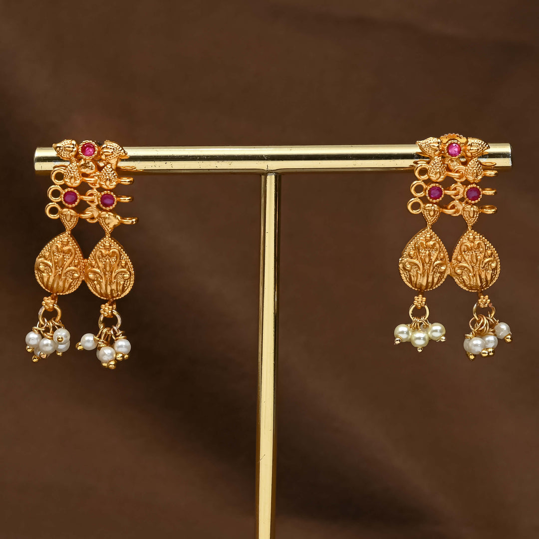 Guttapusal Necklace Set