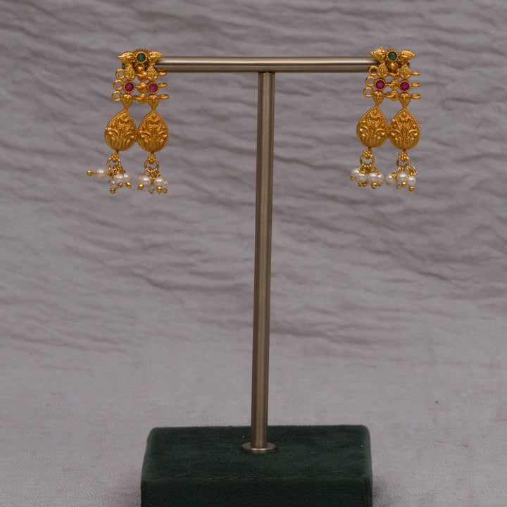 Guttapusal Necklace Set