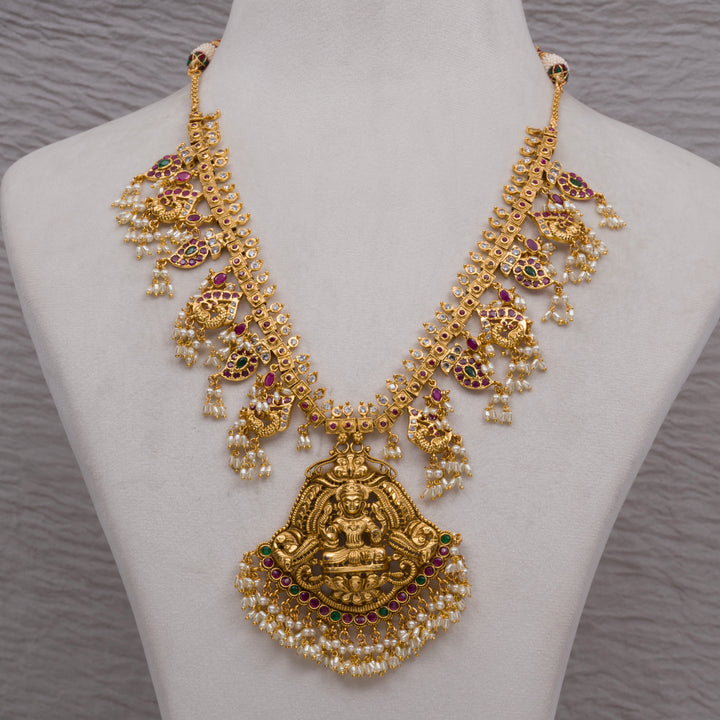 Royal Guttapusal Necklace Set