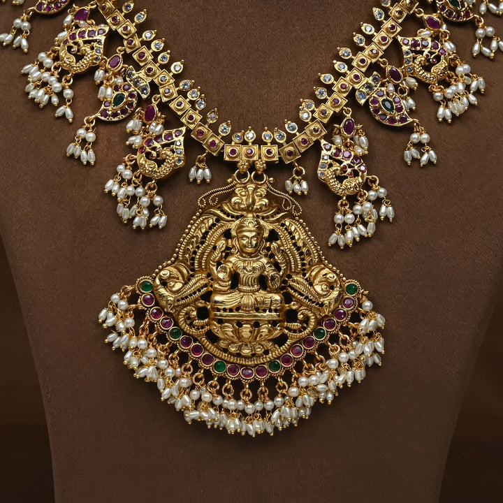 Royal Guttapusal Necklace Set