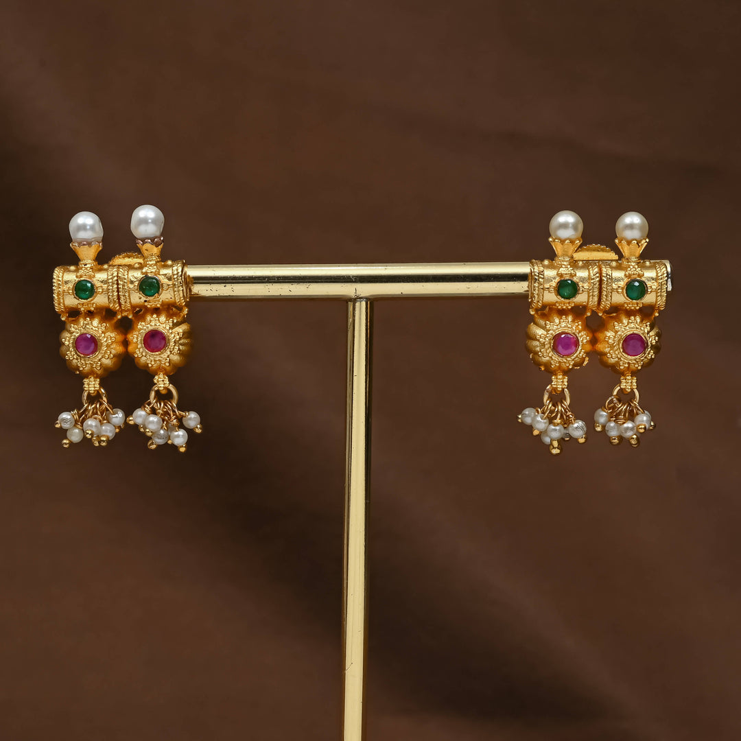 Guttapusal Necklace Set