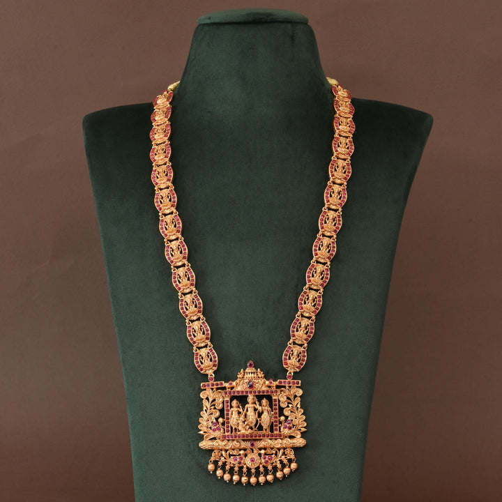 Temple Necklace Set