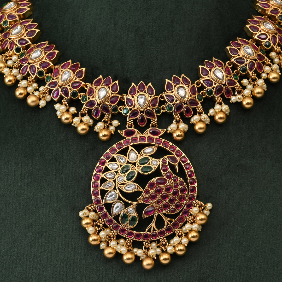 Temple Necklace Set