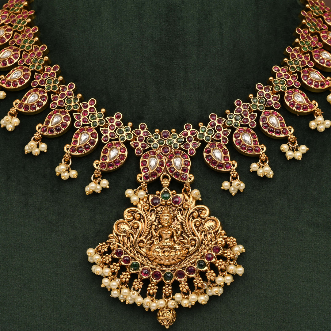 Temple Necklace Set